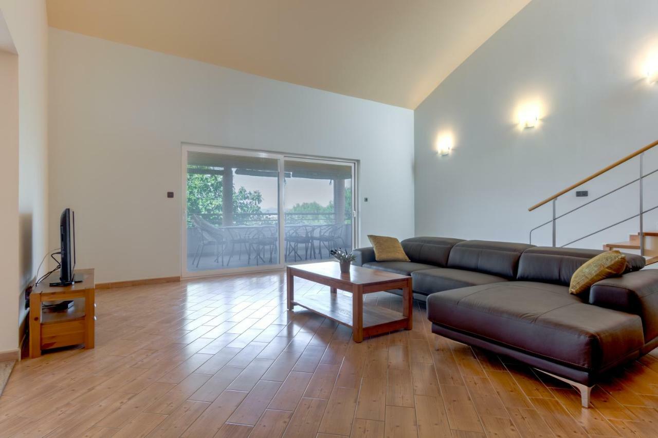 Holiday Home Matela ザダル エクステリア 写真