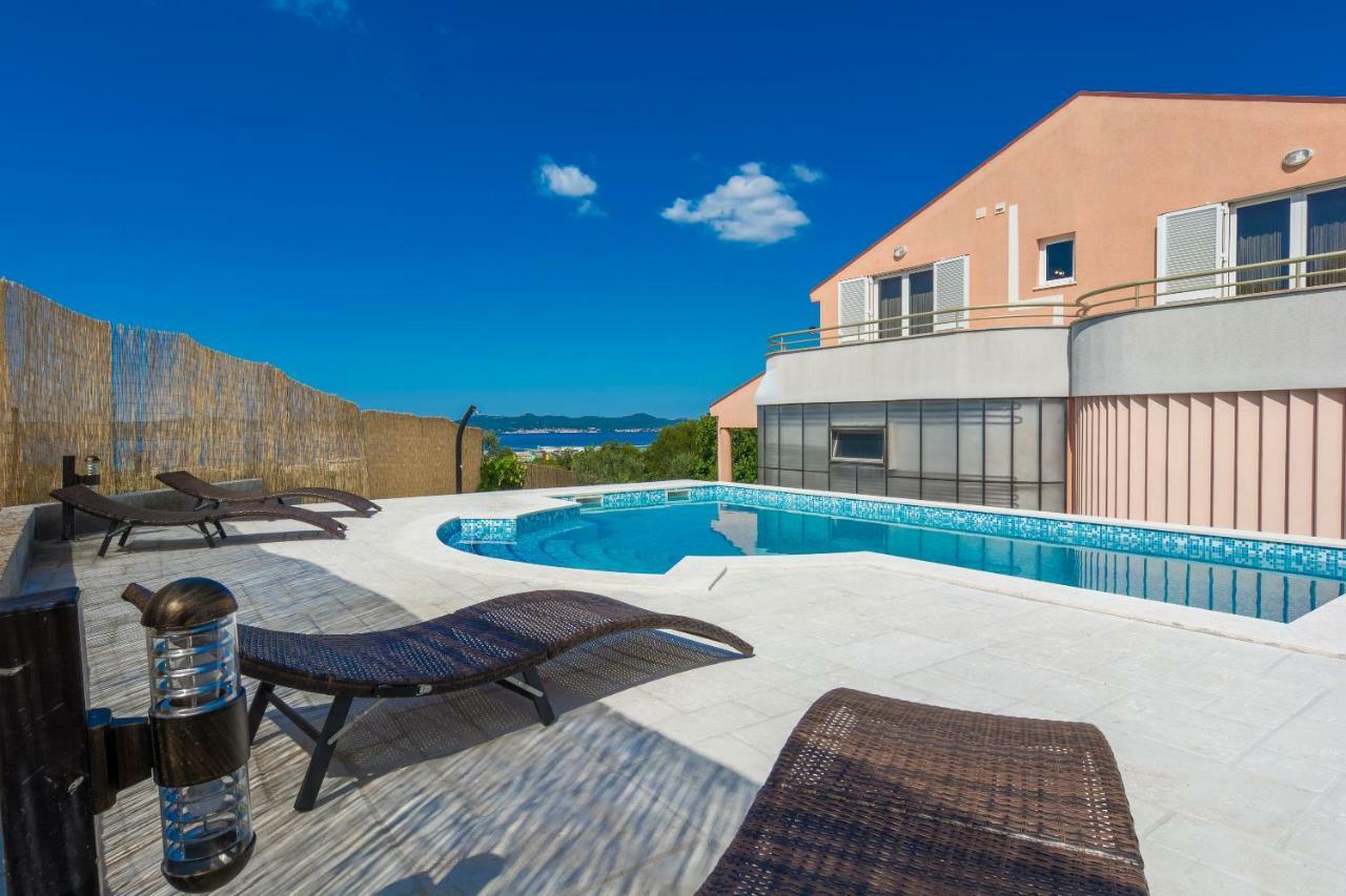 Holiday Home Matela ザダル エクステリア 写真
