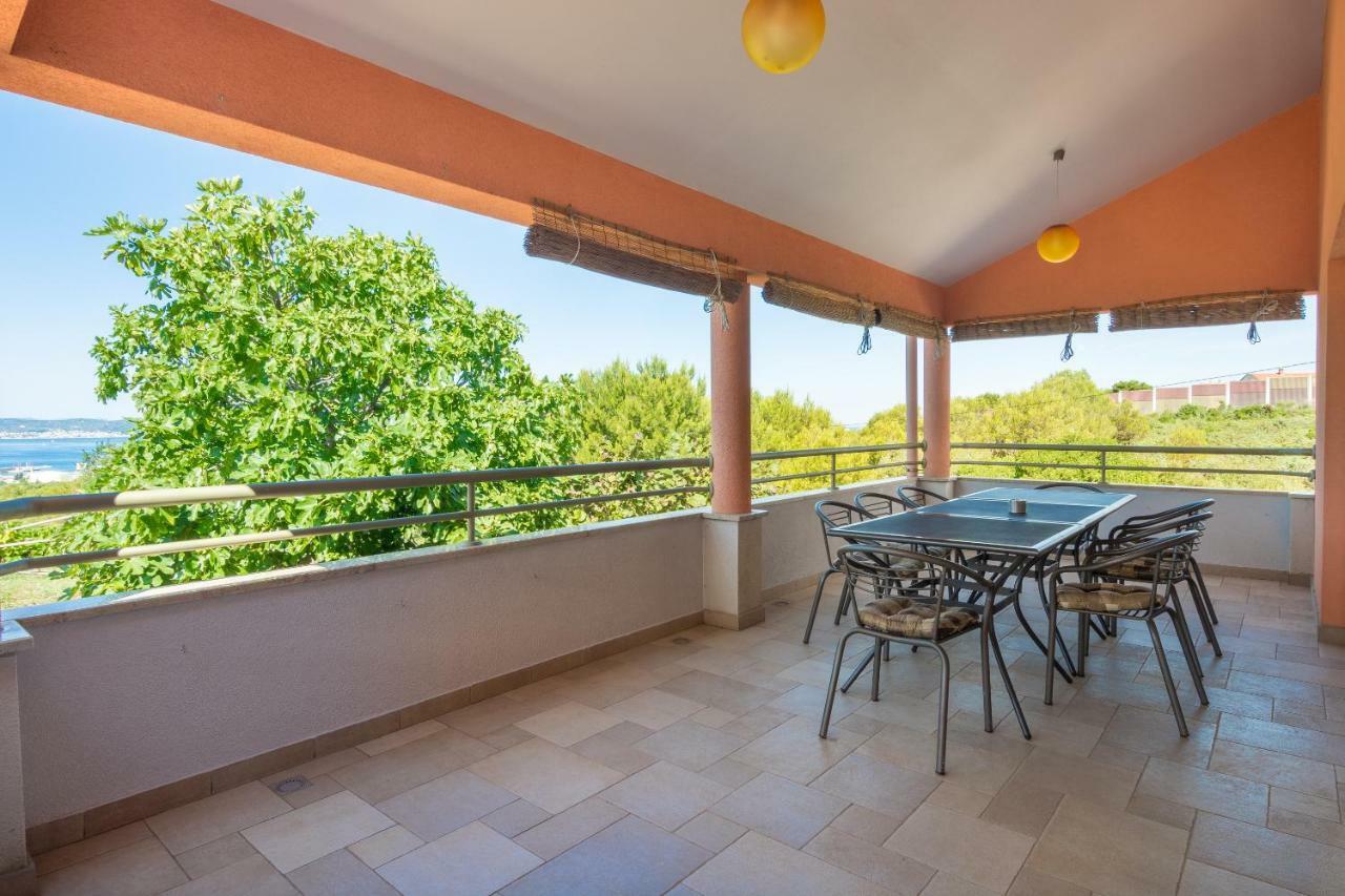 Holiday Home Matela ザダル エクステリア 写真